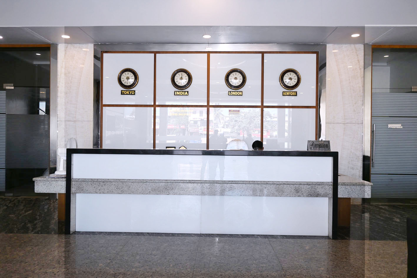HOTEL SRI VINAYAK