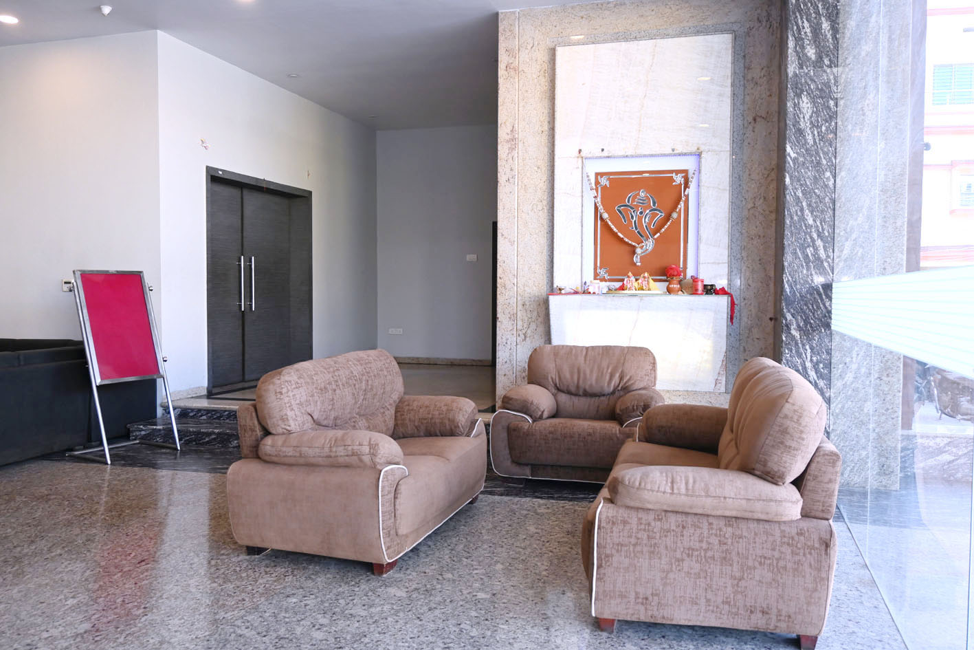 HOTEL SRI VINAYAK