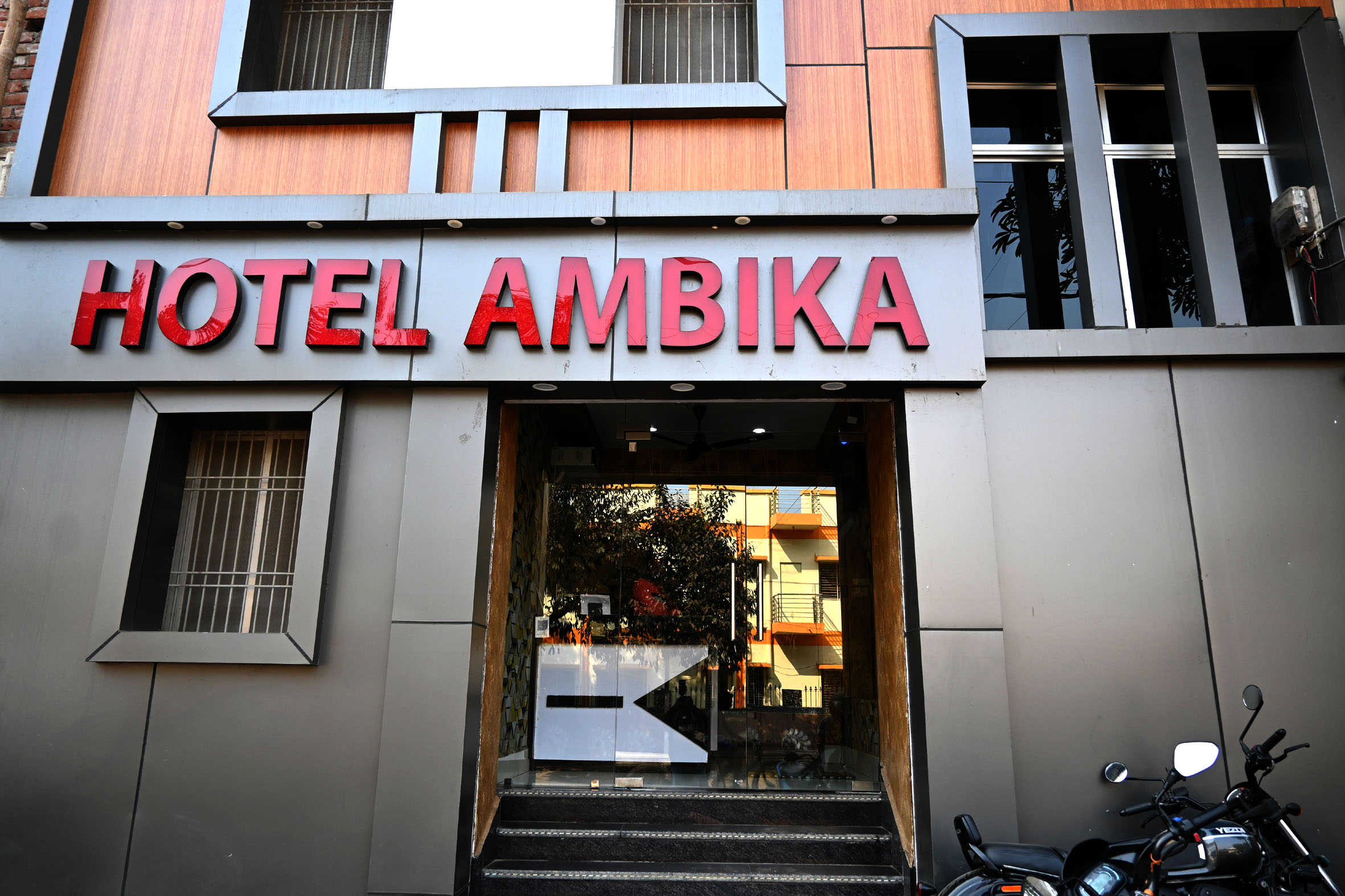 Hotel Ambika